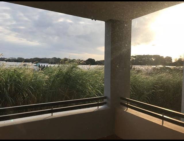 1 BEDROOM APARTMENT FOR SALE IN SHEFFIELD BEACH